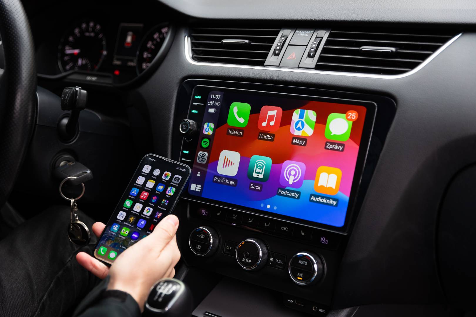 Autorádio Everest - Apple Car Play a Anroid Auto